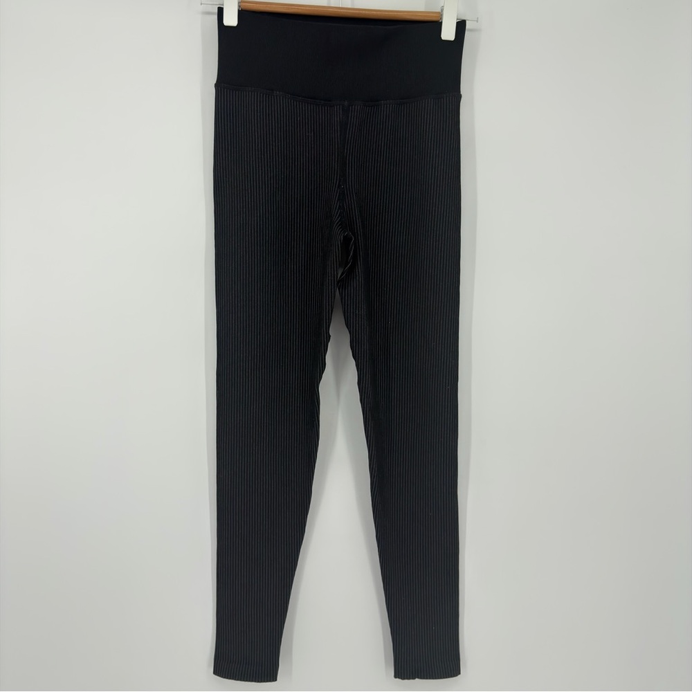 Offline by Aerie 7/8 Hi Rise Leggings Small Black Pinstripe Stretch